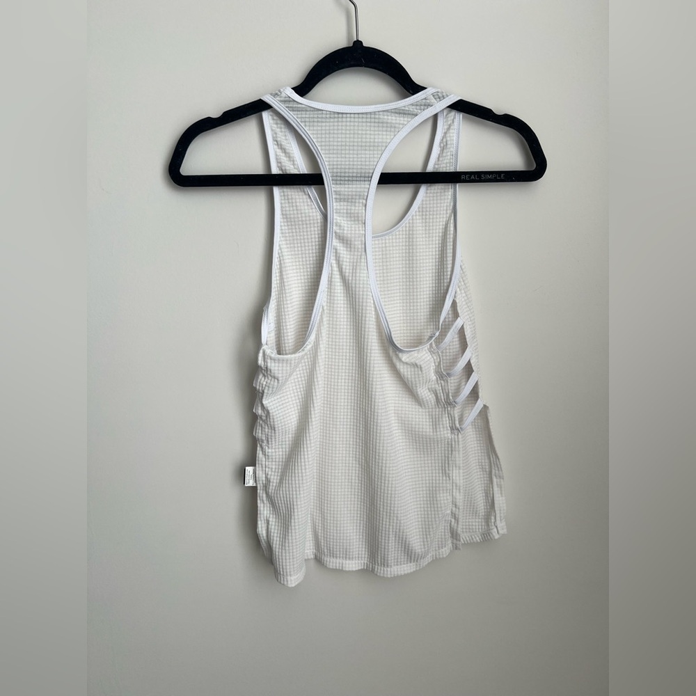SHEIN Stretch Racerback Tank S - Picture 4 of 5